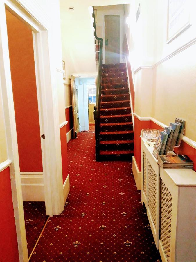 The Berkeley Guesthouse Eastbourne Dış mekan fotoğraf