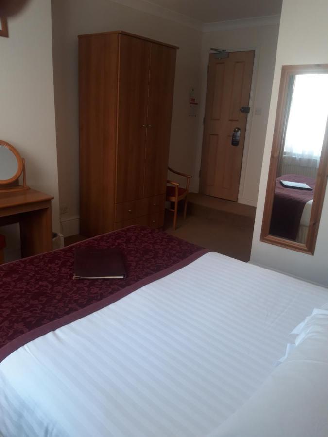 The Berkeley Guesthouse Eastbourne Dış mekan fotoğraf